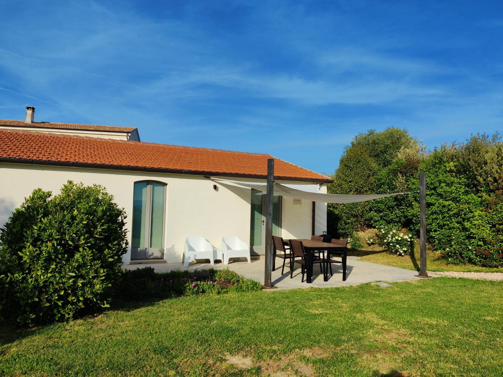 Rustico Del Bozzo Guest House Castelleone di Suasa Exterior photo